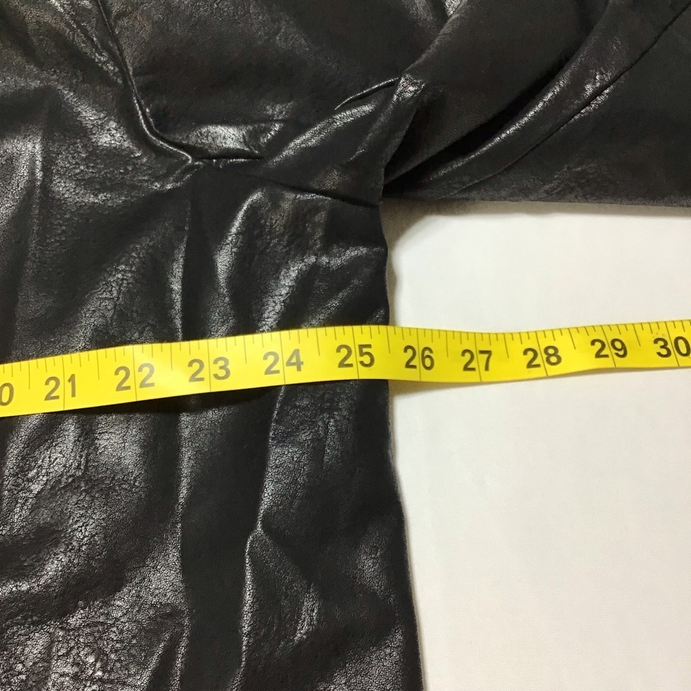 Nasty Gal Black Faux Leather Oversized Blazer - Picture 9 of 9